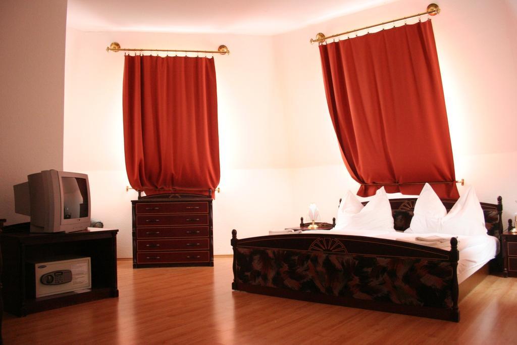 Hotel Familia Zamárdi Exteriér fotografie