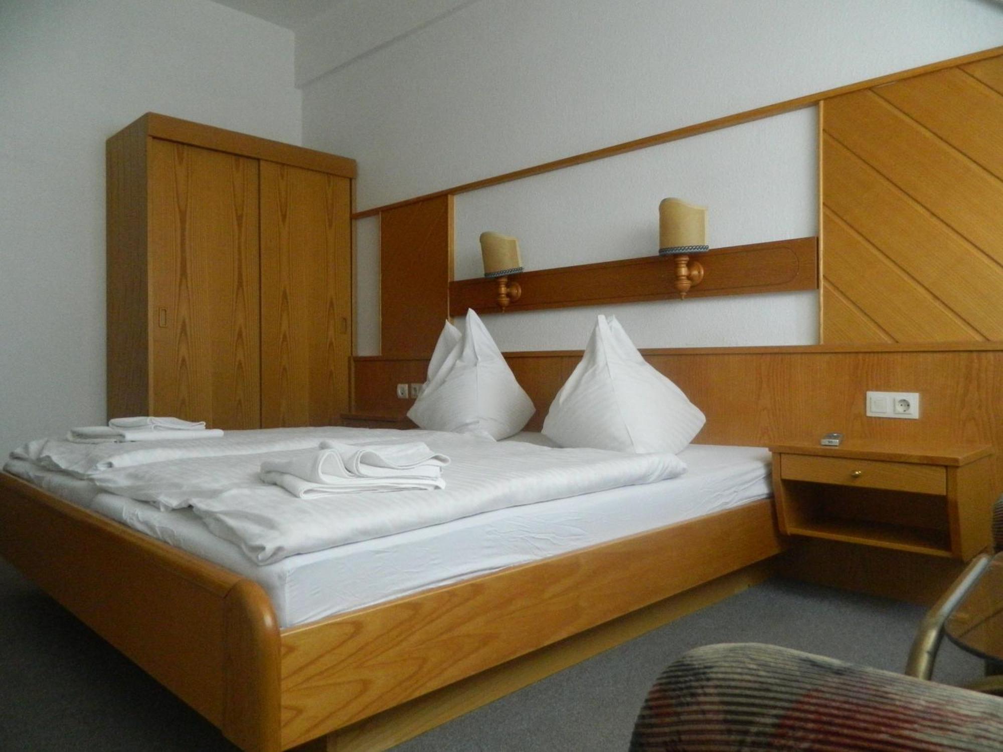 Hotel Familia Zamárdi Pokoj fotografie